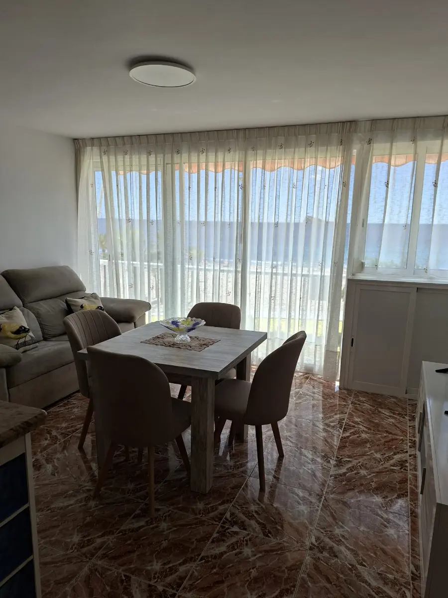 salon-vistas-mar-benidorm-armada-espanola