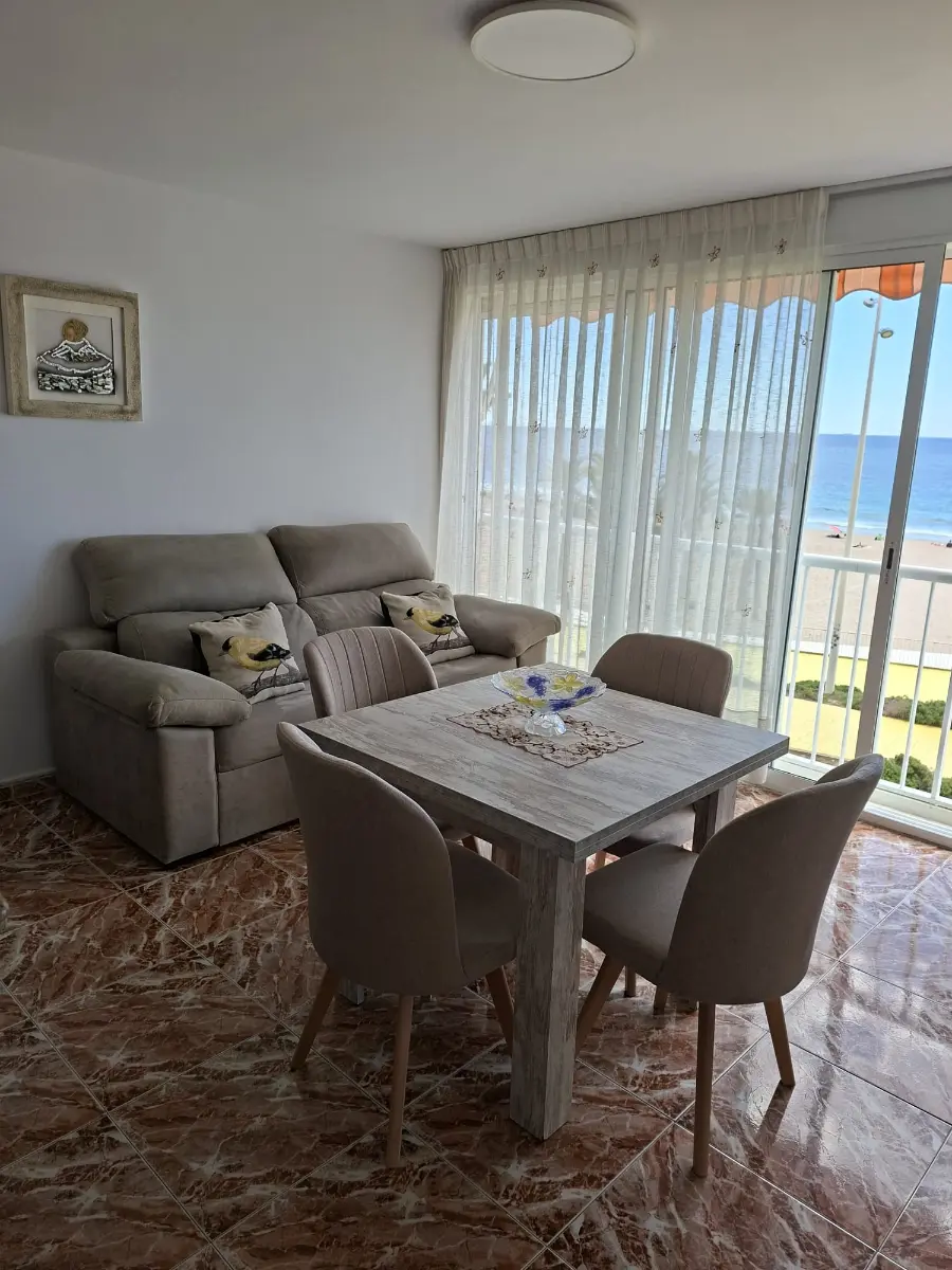 salon-vistas-mar-benidorm-armada-espanola